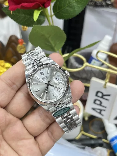 c Rolex Datejust 36mm/3235 movement fully automatic mechanical