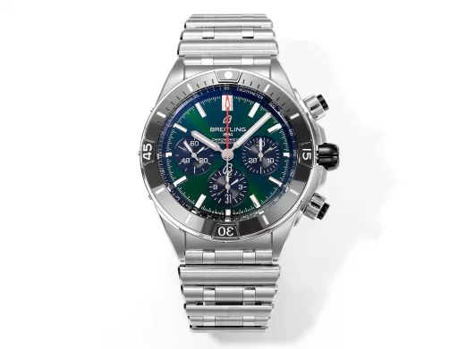 The first BLS new product on the market - Breitling Super Mechanical Chronograph 44mm, exclusive ceramic technology, breaking through the original technical barriers. The design inspiration comes from the Italian Air Force 