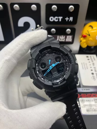 Hot selling GA-120 hand-raising light Casio G-SHOCK--classic shockproof dial design👍In stock and shipped immediately, 45-degree automatic hand-raising light function with strong visual impact🙈LCD liquid crystal display💡Stopwatch speed function accurate to 1/1000 second⌛Shockproof📣Anti-magnetic💥200 meters waterproof🏊48 city time📲Countdown⏳Alarm clock⏰Fully automatic calendar and other powerful functions📆