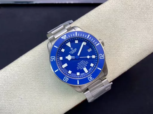 ZF's famous work [stronger, more wear-resistant, and lighter] Tudor Tudor Pelagos series Blue Potato, also known as 