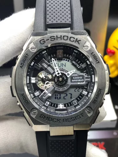 GST-400G hand-raise light Casio G-SHOCK--classic shockproof dial design👍In stock and shipped in seconds, 45-degree automatic hand-raise light function with strong visual impact🙈LCD liquid crystal display💡Stopwatch speed function accurate to 1/1000 second⌛Shockproof📣Anti-magnetic💥200 meters waterproof🏊48 city time📲Countdown⏳Alarm clock⏰Fully automatic calendar and other powerful functions📆