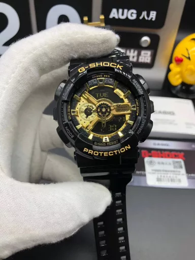 GA-110 Hand-raise Light Casio G-SHOCK--Classic shockproof dial design👍In stock and shipped immediately, 45-degree automatic hand-raise light function with strong visual impact🙈LCD liquid crystal display💡Stopwatch speed function accurate to 1/1000 second⌛Shockproof📣Anti-magnetic💥200 meters waterproof🏊48 city time📲Countdown⏳Alarm clock⏰Fully automatic calendar and other powerful functions