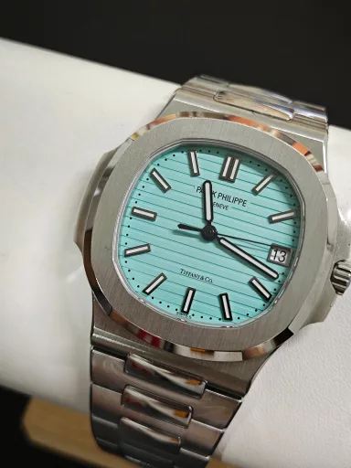 Nautilus Tiffany Blue