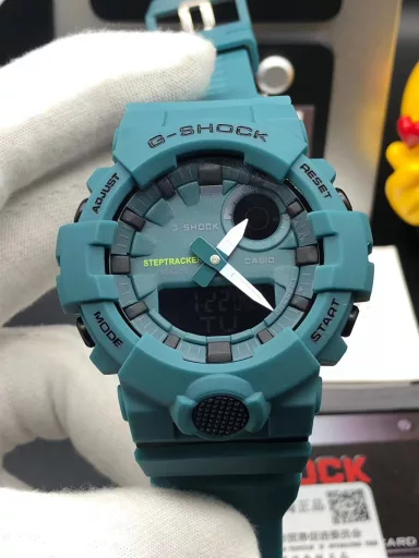 Hot selling GA-120 hand-raising light Casio G-SHOCK--classic shockproof dial design👍In stock and shipped immediately, 45-degree automatic hand-raising light function with strong visual impact🙈LCD liquid crystal display💡Stopwatch speed function accurate to 1/1000 second⌛Shockproof📣Anti-magnetic💥200 meters waterproof🏊48 city time📲Countdown⏳Alarm clock⏰Fully automatic calendar and other powerful functions📆