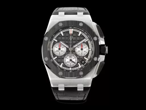 APP Audemars Piguet Royal Oak Offshore 26420 New Upgraded VersionThe new molded 43 mm case (market version 44 mm, which is the case of the old 26400) adopts a new design, a more ergonomic case, and more refined case details. It has larger polished chamfers. The 43 mm wide case has been carefully modified to accommodate the new movement with a slightly larger diameter. The case contains a set of newly designed chronograph buttons.The dial has been upgraded, the dial texture is CNC slow-washed (non-hydraulic), the finished product has clear texture, and the iconic square is now connected to each other by a cross.The calendar has been upgraded. After the movement has been modified, the original large calendar has been realized. The date window has been pushed to the edge of the dial, and the hands have also been slightly modified.The new interchangeable strap function, equipped with a quick release system, can easily change the wearing style. The rubber strap color is black, and leather straps are also available.In addition to the titanium version, the Royal Oak Offshore Chronograph 43 mm features a black ceramic bezel, creating a sharp contrast in material and color. The crown and pushers are also made of ceramic.