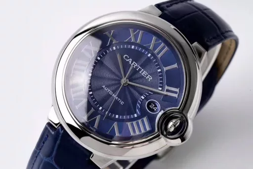 AF's most powerful masterpiece, Cartier's latest version of the 42mm blue balloon men's watch! Hot and coming!2020 new watch! ! Especially different from the version before 19 years ago!The overall look is more refined and formal! The dial has a slightly light yellow dual tone, the Roman scale black oil print is more three-dimensional and plump, all the English fonts of the wheat head have been corrected to the new version, which is clearer and more three-dimensional, and the chrysanthemum pattern in the middle is clearly radiated, presenting a more three-dimensional visual enjoyment! The new buckle of the steel strap has been changed, thinner, smaller and more refined! The overall steel grain of the strap is also slightly different from the previous version! AF has done a good job!AF has been fully revised and upgraded! Strive for perfect interpretation as follows:Shell: Swiss grade precision polishing! Original blue spinel crown! The shape of the case, the crescent shape has an invincible texture! Perfect sapphire fisheye bubble crystal mirror plus crescent 🌙 opening! Multiple sets of combined shells are rigorous, exquisite and meticulous! 3 degrees of strong waterproof! The fine strap is polished and brushed with a bursting feel! The logo on the back cover of the case is restored by German CNC engraving, with a twin effect! 8 genuine screws! All the above accessories! Can be interchanged with the original genuine watch! No difference!Inside the dial: genuine OEM-level lettering! The most difficult and strongest replica! Top pure steel blue pointer! The silver-gray font thickness of the calendar bar is consistent! Kill all versions on the market in seconds! AF's abnormal replica requirements! Pursue the strongest! . Movement: Use the top-level Haiou 2824 movement! After the super-fine assembly of the watch master, the movement is very stable, the travel time is accurate, and there are very few repairs! Worth having!One watch, one number, one tag, three codes in one! Scan the code data to keep up with the genuine product! The counter no longer uses matching red warranty cards! Instead, use large invoices! We do not copy invoices! Nor do those fake packaging in the market! This AF watch packaging is consistent with the genuine product! Super strong counterfeiting! Welcome to taste!The strongest and best price-performance ratio! Three versions! Steel strap! Crocodile leather! Italian cowhide! Great value for money! You’ll earn money if you buy it!AF, only compare with the original! We can provide you with original genuine watches and our replicas! Welcome to taste!