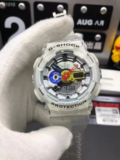 GA-110 Hand-raise Light Casio G-SHOCK--Classic shockproof dial design👍In stock and shipped immediately, 45-degree automatic hand-raise light function with strong visual impact🙈LCD liquid crystal display💡Stopwatch speed function accurate to 1/1000 second⌛Shockproof📣Anti-magnetic💥200 meters waterproof🏊48 city time📲Countdown⏳Alarm clock⏰Fully automatic calendar and other powerful functions