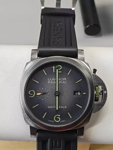 VS Panerai