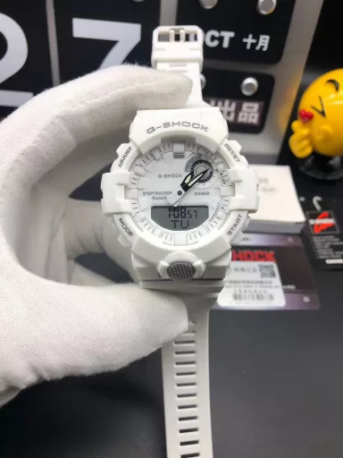 Hot selling GA-120 hand-raising light Casio G-SHOCK--classic shockproof dial design👍In stock and shipped immediately, 45-degree automatic hand-raising light function with strong visual impact🙈LCD liquid crystal display💡Stopwatch speed function accurate to 1/1000 second⌛Shockproof📣Anti-magnetic💥200 meters waterproof🏊48 city time📲Countdown⏳Alarm clock⏰Fully automatic calendar and other powerful functions📆