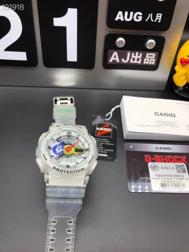 GA-110 Hand-raise Light Casio G-SHOCK--Classic shockproof dial design👍In stock and shipped immediately, 45-degree automatic hand-raise light function with strong visual impact🙈LCD liquid crystal display💡Stopwatch speed function accurate to 1/1000 second⌛Shockproof📣Anti-magnetic💥200 meters waterproof🏊48 city time📲Countdown⏳Alarm clock⏰Fully automatic calendar and other powerful functions