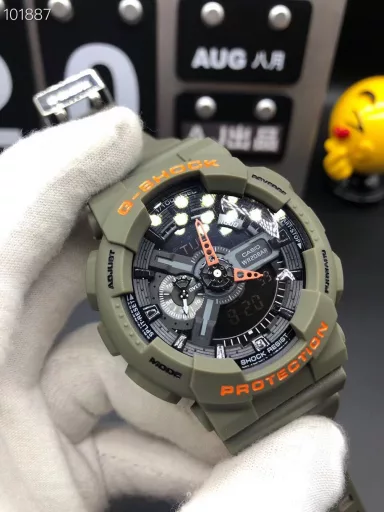 GA-110 Hand-raise Light Casio G-SHOCK--Classic shockproof dial design👍In stock and shipped immediately, 45-degree automatic hand-raise light function with strong visual impact🙈LCD liquid crystal display💡Stopwatch speed function accurate to 1/1000 second⌛Shockproof📣Anti-magnetic💥200 meters waterproof🏊48 city time📲Countdown⏳Alarm clock⏰Fully automatic calendar and other powerful functions📆