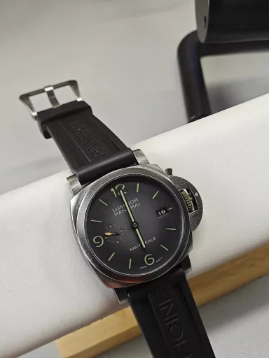 VS Panerai