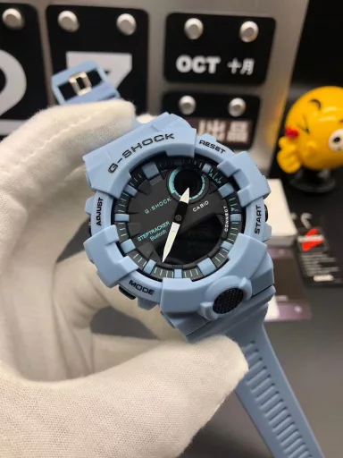 Hot selling GA-120 hand-raising light Casio G-SHOCK--classic shockproof dial design👍In stock and shipped immediately, 45-degree automatic hand-raising light function with strong visual impact🙈LCD liquid crystal display💡Stopwatch speed function accurate to 1/1000 second⌛Shockproof📣Anti-magnetic💥200 meters waterproof🏊48 city time📲Countdown⏳Alarm clock⏰Fully automatic calendar and other powerful functions📆