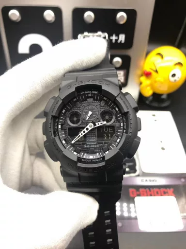 Hot selling GA-120 hand-raising light Casio G-SHOCK--classic shockproof dial design👍In stock and shipped immediately, 45-degree automatic hand-raising light function with strong visual impact🙈LCD liquid crystal display💡Stopwatch speed function accurate to 1/1000 second⌛Shockproof📣Anti-magnetic💥200 meters waterproof🏊48 city time📲Countdown⏳Alarm clock⏰Fully automatic calendar and other powerful functions📆