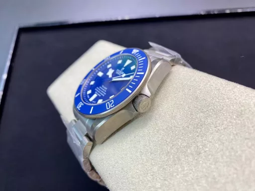 ZF's famous work [stronger, more wear-resistant, and lighter] Tudor Tudor Pelagos series Blue Potato, also known as 