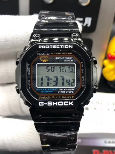 👍👍Original Casio G-SHOCK GMW-B5000 series, 35th anniversary limited edition electronic sports watch! Official price 5000+ overseas orders! 30 meters waterproof! Fashionable and versatile electronic watch! Top configuration, top network exclusive channel supply! Led lighting, daily alarm, hourly report, stopwatch, countdown, metal dial, resin material/stainless steel strap, mineral glass, thickness 13mm, case diameter 43.2mm